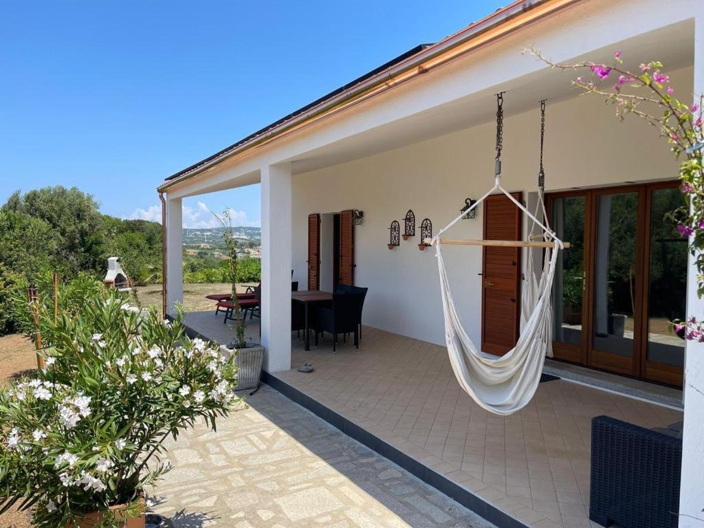 La Piana Holiday House Bassacutena Exterior foto